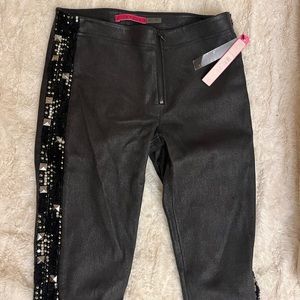 Never worn Alice and Olivia pants
